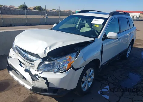 2010 Subaru Outback 3.6R Limited z USA, uszkodzony, nr VIN 4S4BRELC1A2311813